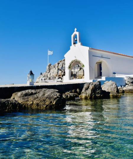 Πολύνα & Κώστας, Άγιος Ισίδωρος Συκιάδας