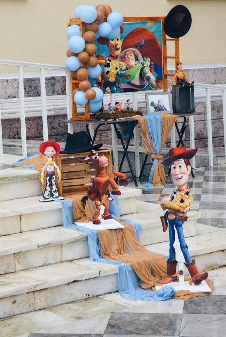 Στολισμός  βάπτισης  με θέμα  Toy Story στην Ευαγγελίστρια Χίου