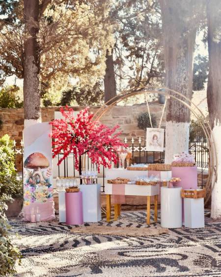 Βάπτιση με θέμα τη νεράιδα στην Παναγιά Συρριώτισα στον Κάμπο