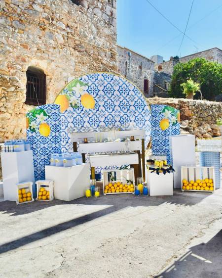 Βάπτιση με Positano στυλ κι θέμα το λεμόνι στη Βέσσα