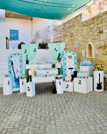 Βάπτιση με θέμα το Ροκ Σταρ στον Άγιο Αιμιλιανός