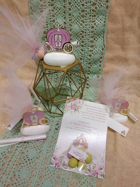 Μπομπονιέρα βάπτισης βότσαλο με κολοκύθα