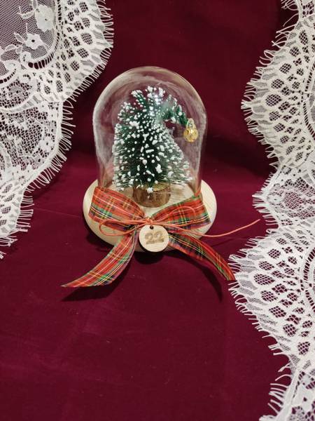 Καμπάνα ξύλινη με χριστουγεννιάτικο δεντράκι