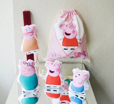 Πασχαλινή λαμπάδα κουκλάκια με θέμα την Πέππα